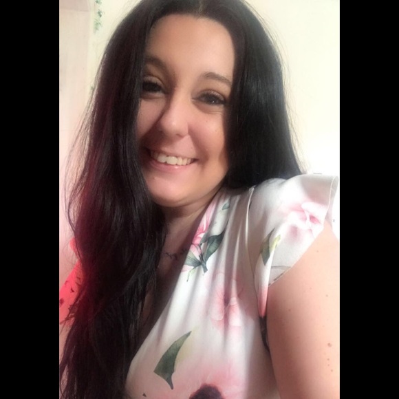Meet your Posher, Melissa - Picture 1 of 1